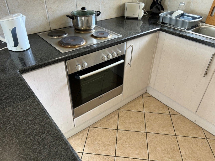2 Bedroom Property for Sale in Jeffreys Bay Central Eastern Cape